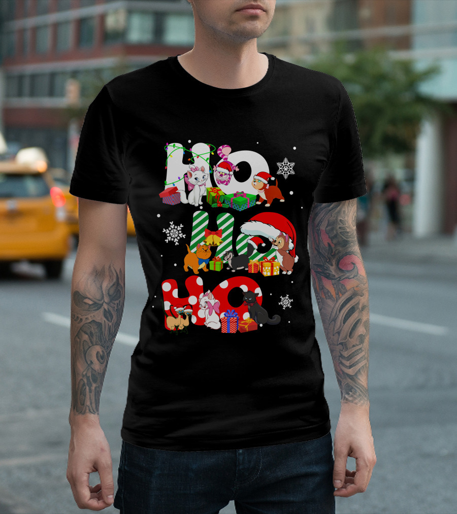 Disney Hohoho Christmas Cats Snowflakes Presents T-Shirt