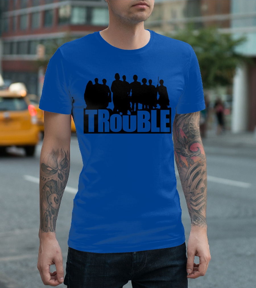TROUBLE Silhouettes Ensemble T-Shirt