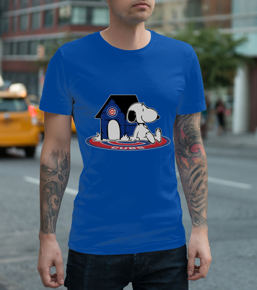 Chicago Cubs Snoopy Fan Forever T-Shirt