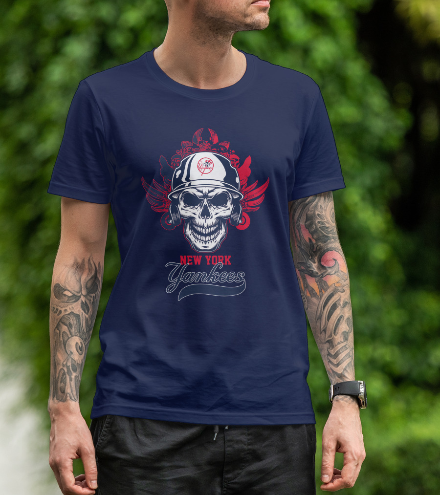 New York Yankees Skull Wings Helmet T-Shirt