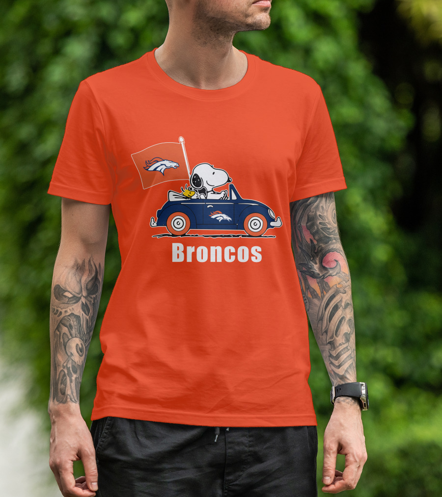 Denver Broncos Snoopy Car Broncos Flag T-Shirt