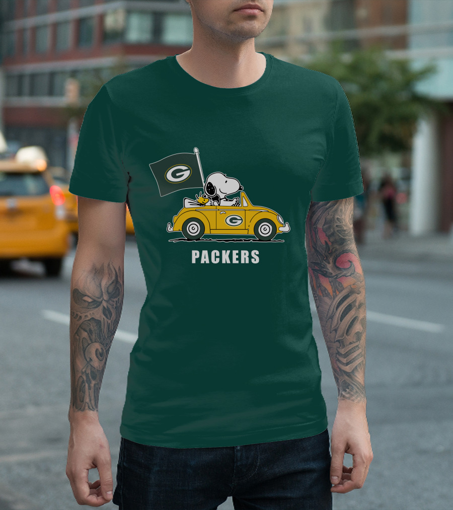 Green Bay Packers Snoopy Driving Car T-Shirt