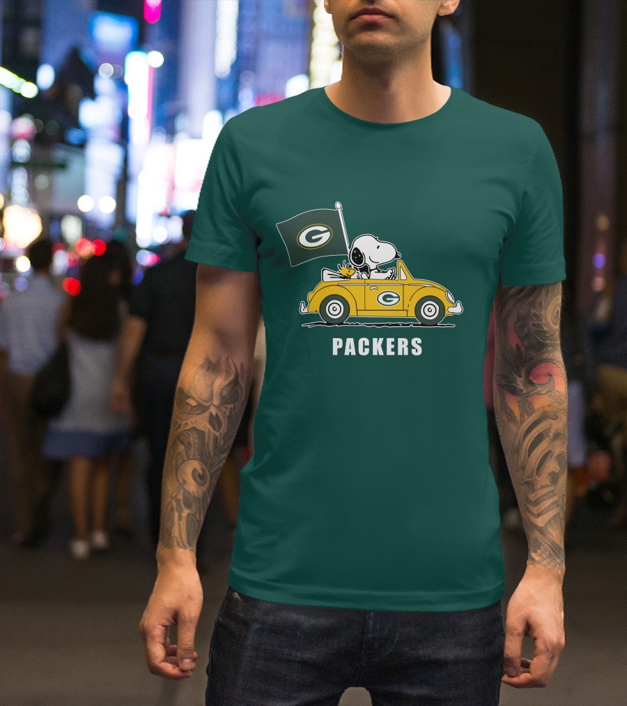 Green Bay Packers Snoopy Driving Car T-Shirt
