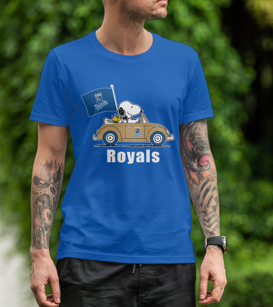 Royals Snoopy KC Royals Flag Peanuts Car T-Shirt