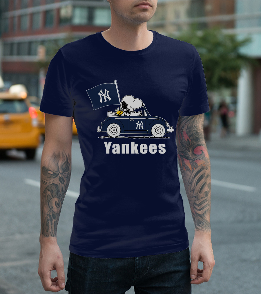 Yankees Snoopy Car New York Yankees Flag T-Shirt