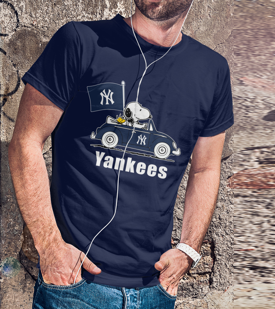 Yankees Snoopy Car New York Yankees Flag T-Shirt