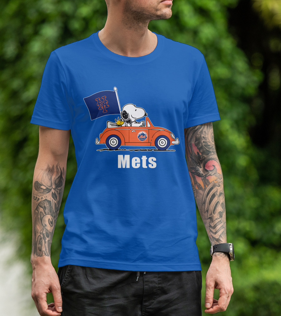 Mets Snoopy Driving With Woodstock And Flag T-Shirt