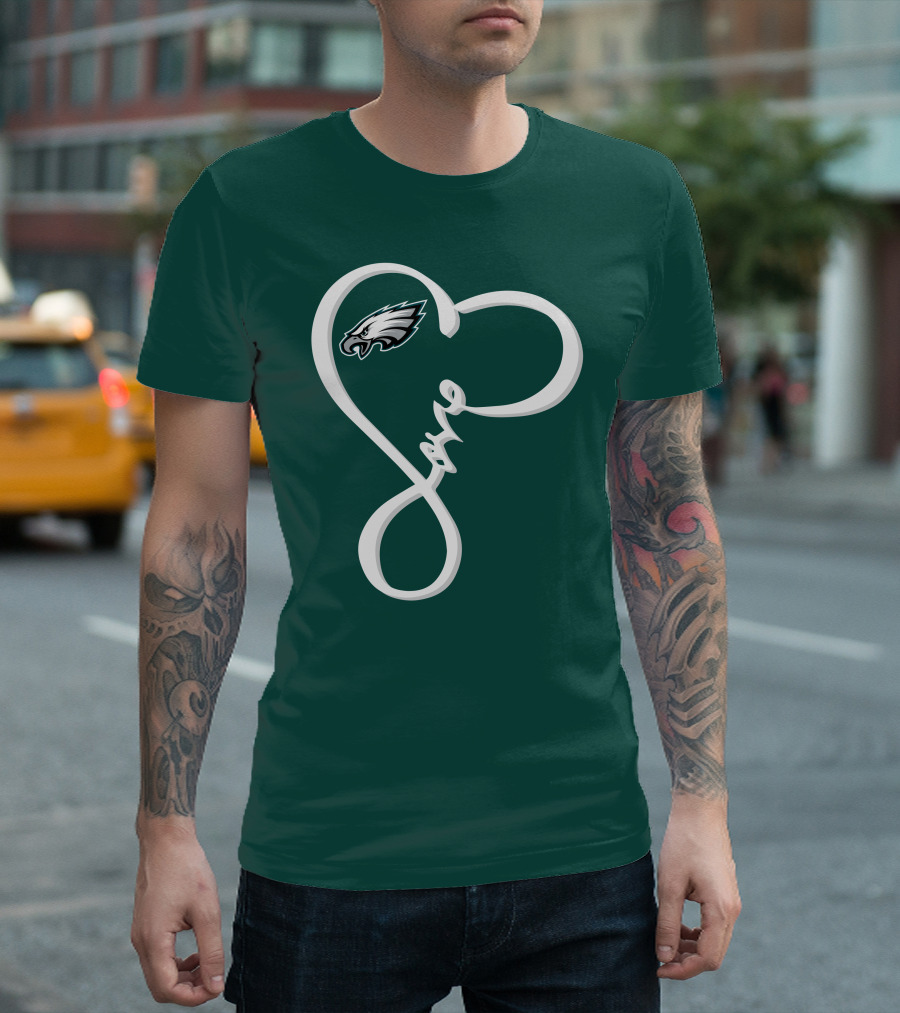 Philadelphia Eagles Love Heart T-Shirt