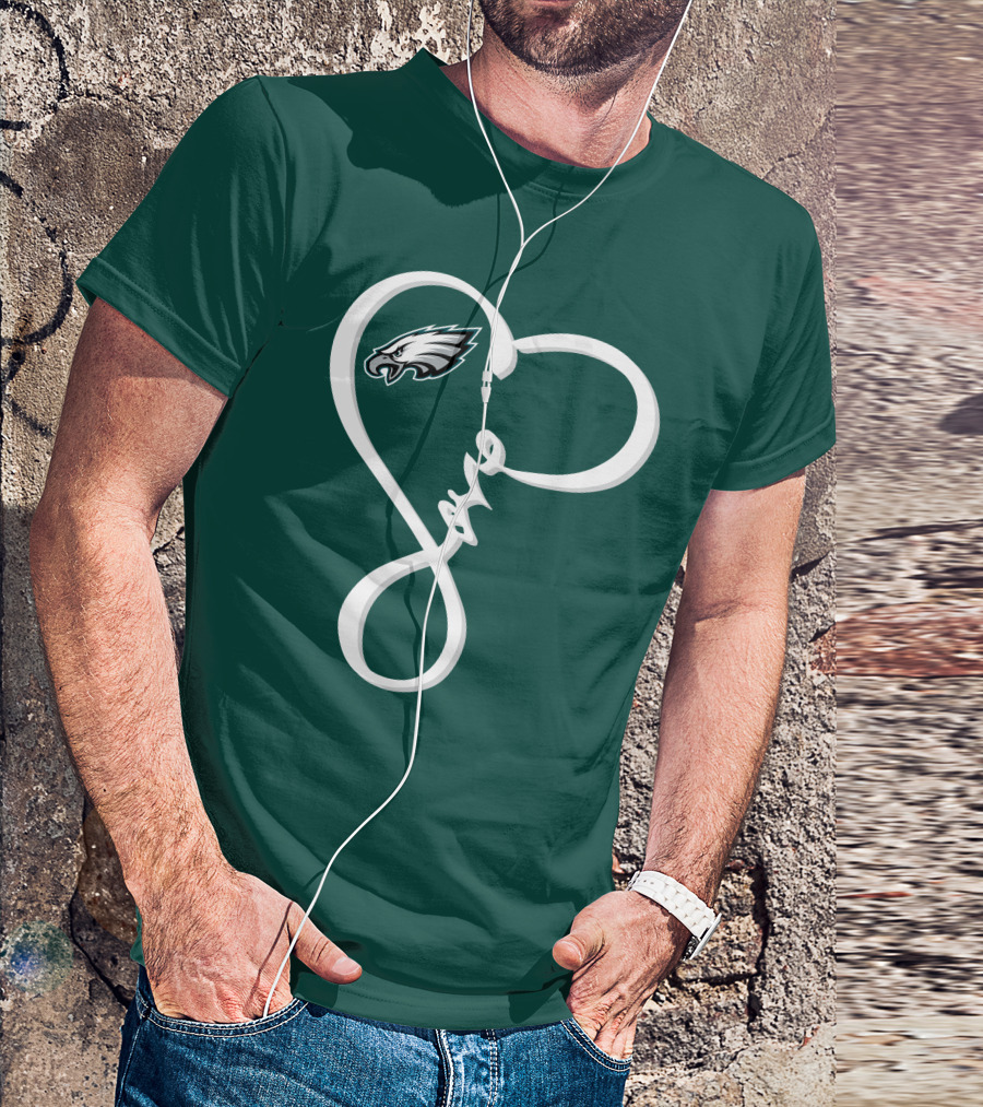 Philadelphia Eagles Love Heart T-Shirt
