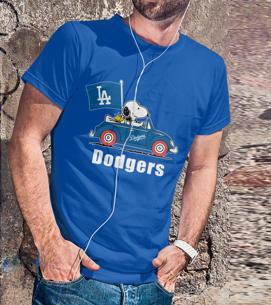Dodgers Snoopy Woodstock Driving Car LA Flag T-Shirt