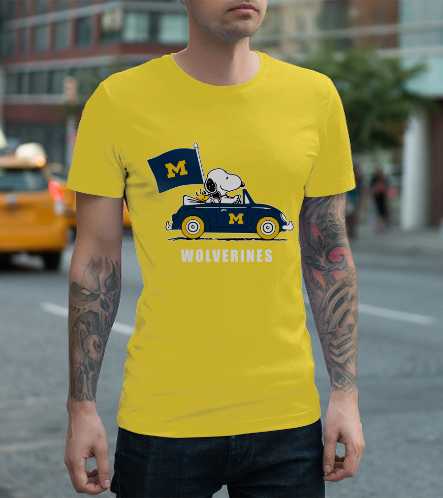 Michigan Wolverines Snoopy Driving with Flag T-Shirt