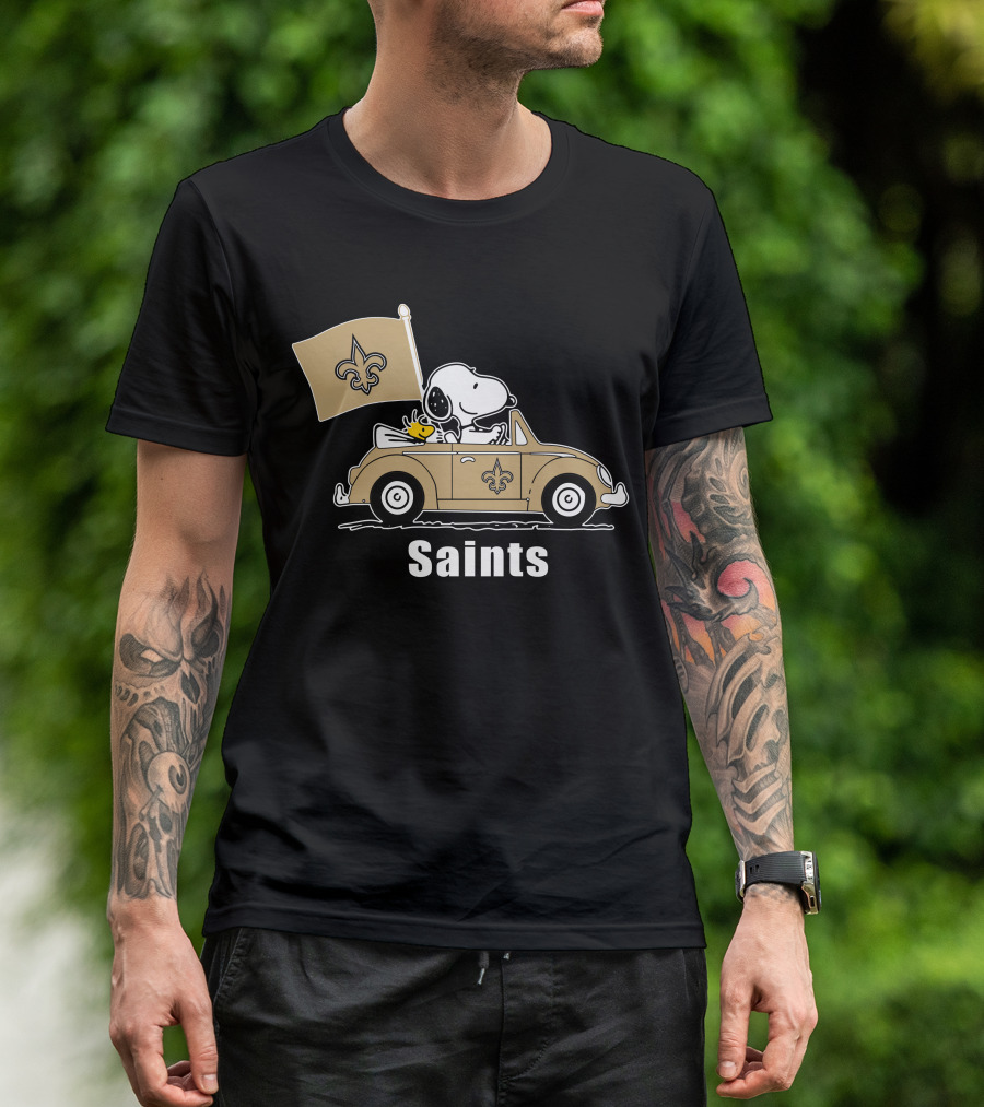 Saints Snoopy Woodstock Car Fleur-de-Lis Flag T-Shirt