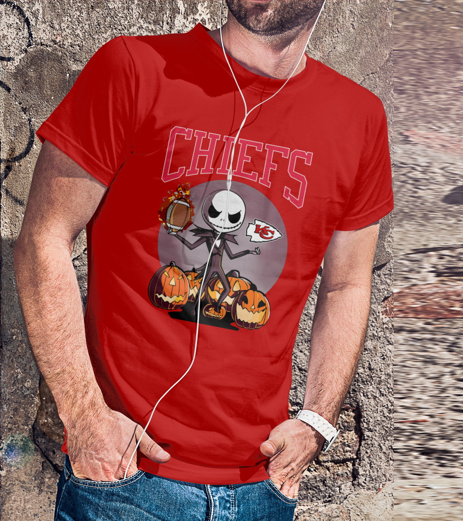 Kansas City Chiefs Jack Skellington Halloween Football Pumpkins T-Shirt