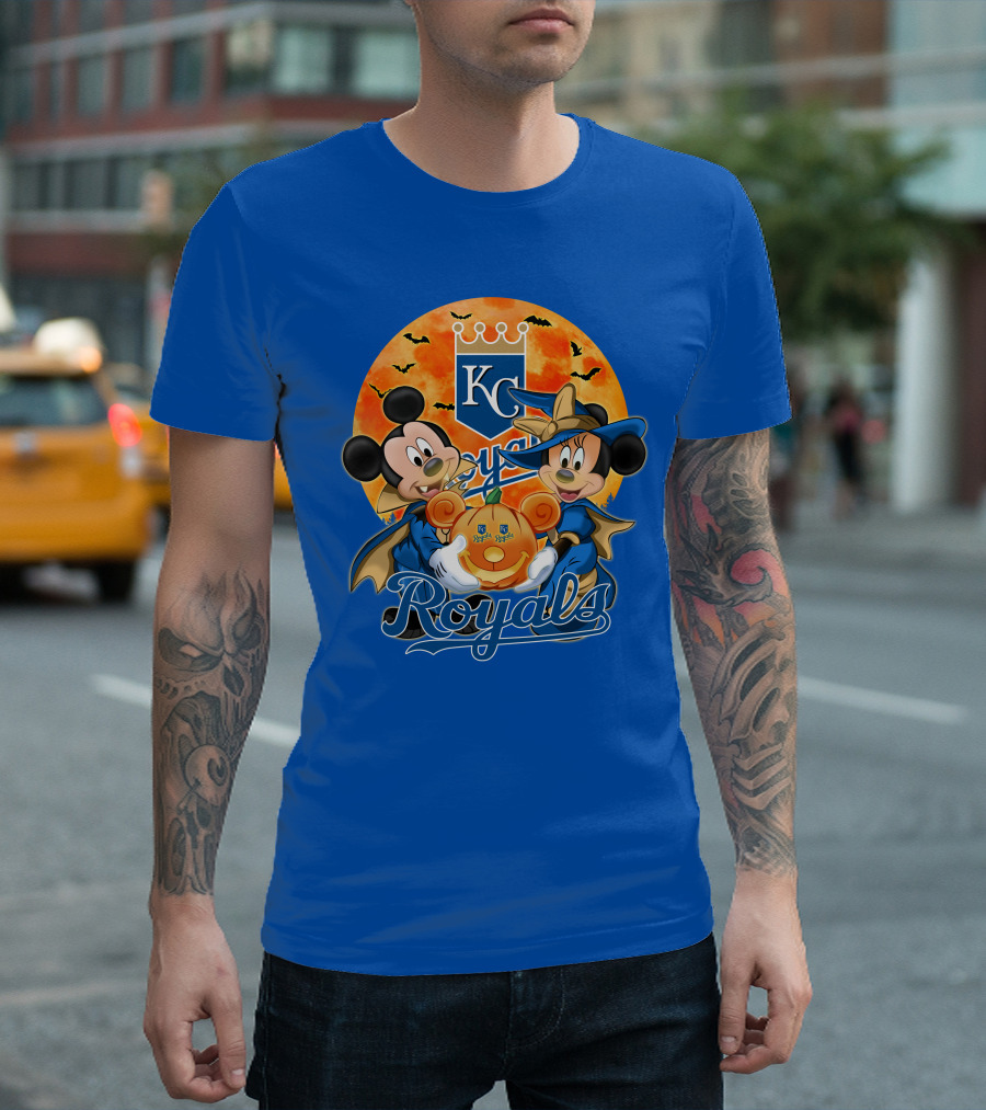 Kansas City Royals Mickey Mouse And Minnie Mouse Halloween Pumpkin Magic T-Shirt