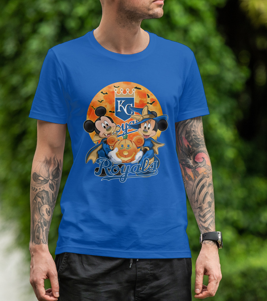 Kansas City Royals Mickey Mouse And Minnie Mouse Halloween Pumpkin Magic T-Shirt