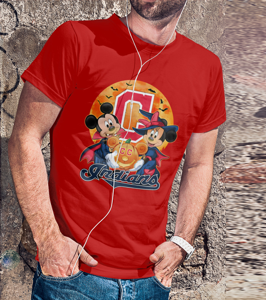 Cleveland Indians Mickey Mouse Minnie Mouse Halloween C Logo Pumpkin T-Shirt