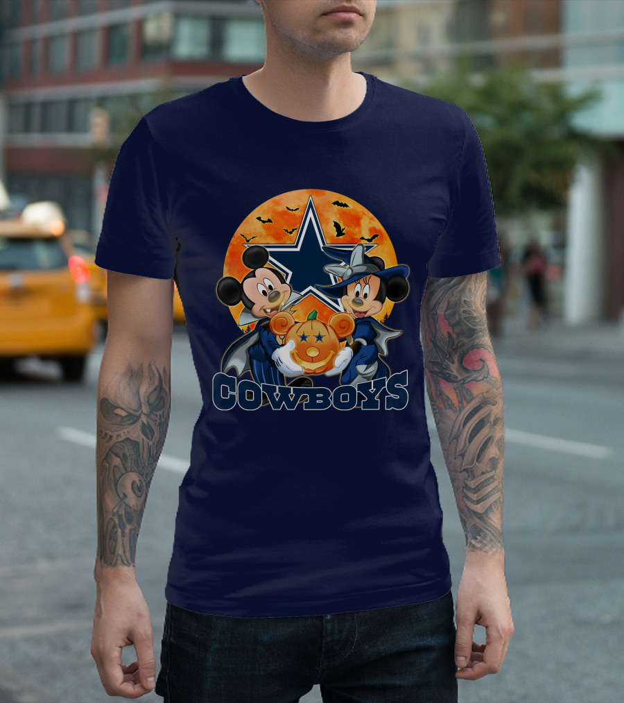 Cowboys Halloween Mickey Mouse And Minnie Mouse With Pumpkin Dallas T-Shirt