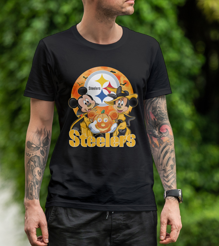 Steelers Mickey Mouse Minnie Mouse Halloween Pumpkin T-Shirt