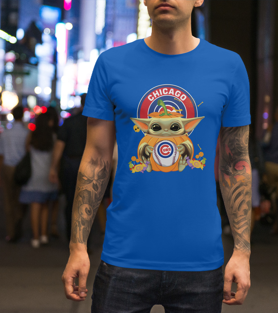 Halloween Pumpkin Baby Yoda Chicago Cubs Baseball Theme T-Shirt