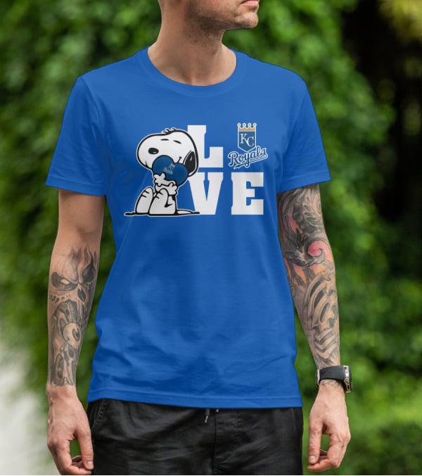 Snoopy Love Kc Royals With Heart T-Shirt