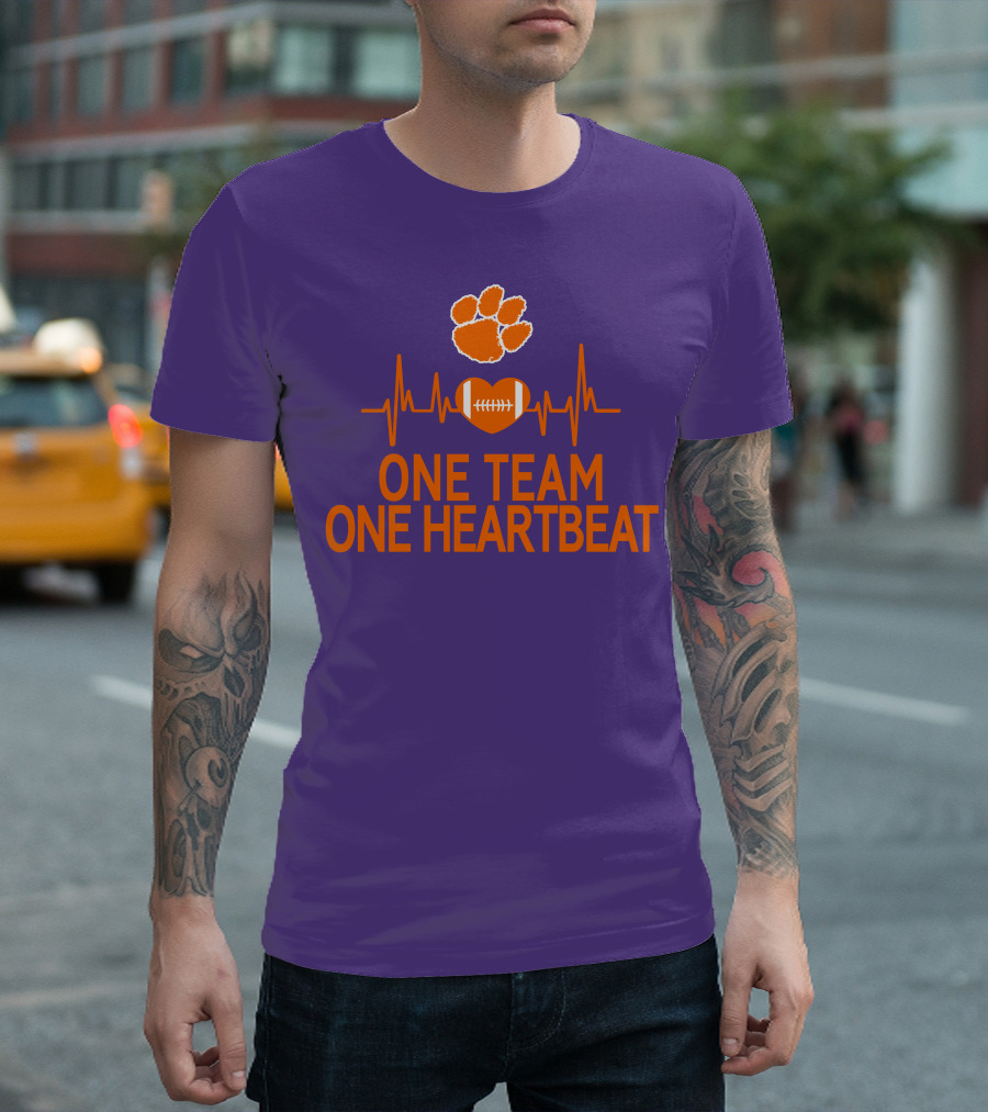 Clemson Tigers One Team One Heartbeat Football Paw Print Heartbeat T-Shirt