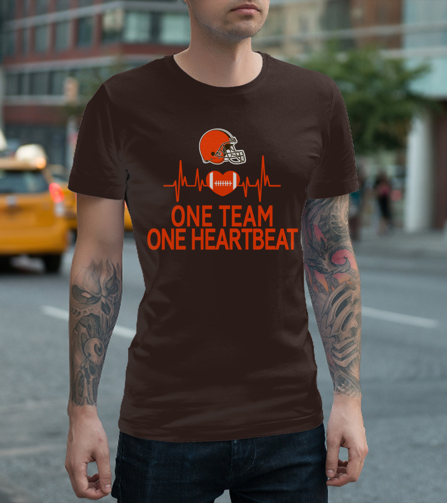 Cleveland Browns Football Helmet One Team One Heartbeat T-Shirt