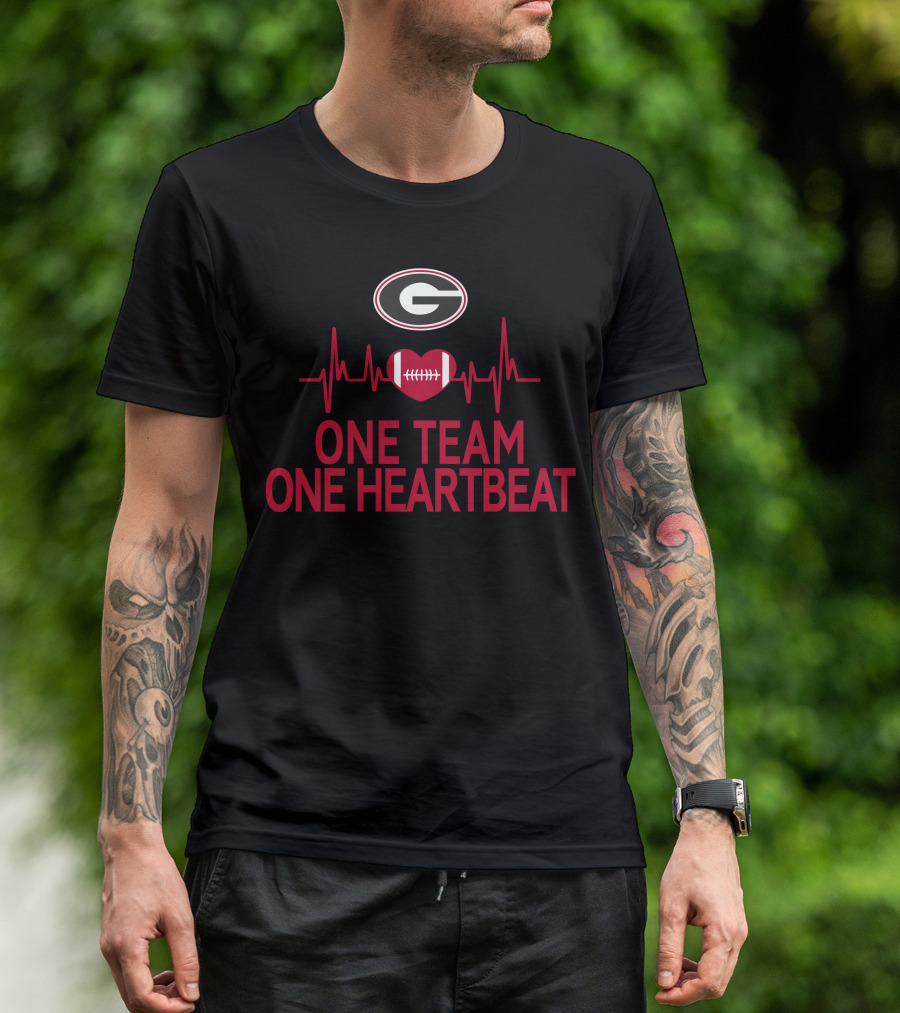 Georgia Bulldogs One Team One Heartbeat Football Heartbeat T-Shirt