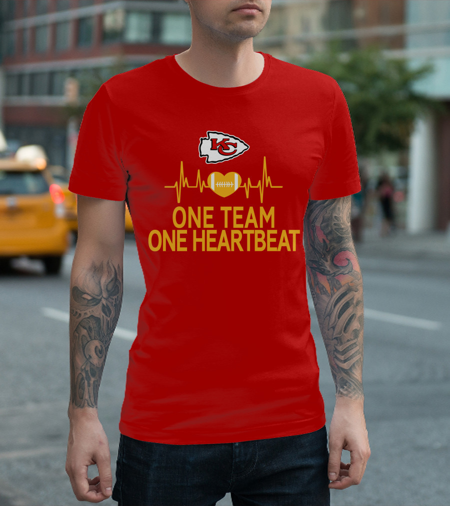 Kansas City Chiefs KC Logo Heartbeat Football One Team One Heartbeat T-Shirt