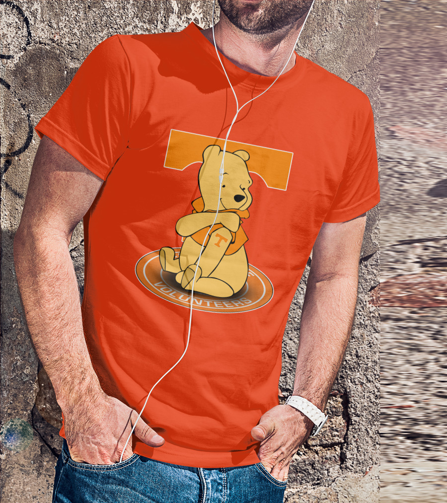 Tennessee Volunteers Winnie The Pooh Sitting With Orange T-Shirt And Big T T-Shirt