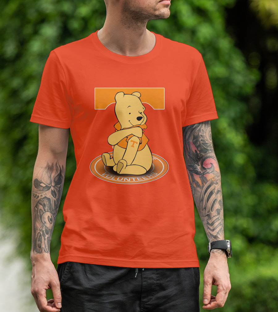 Tennessee Volunteers Winnie The Pooh Sitting With Orange T-Shirt And Big T T-Shirt