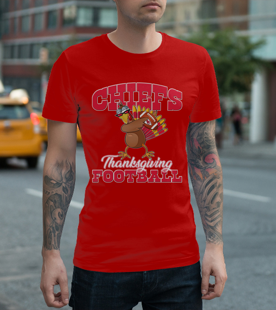 Chiefs Thanksgiving Football Turkey Holding Football T-Shirt