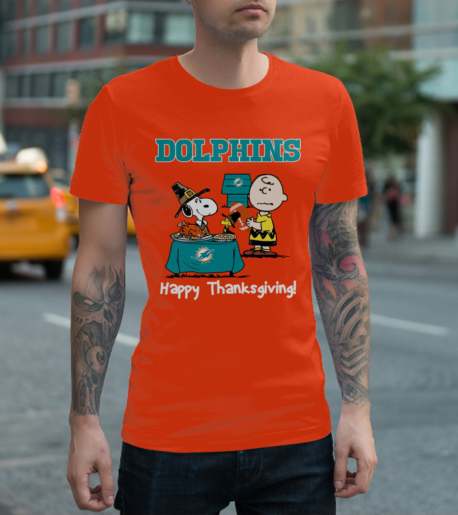 Dolphins Snoopy Charlie Brown Happy Thanksgiving Miami T-Shirt