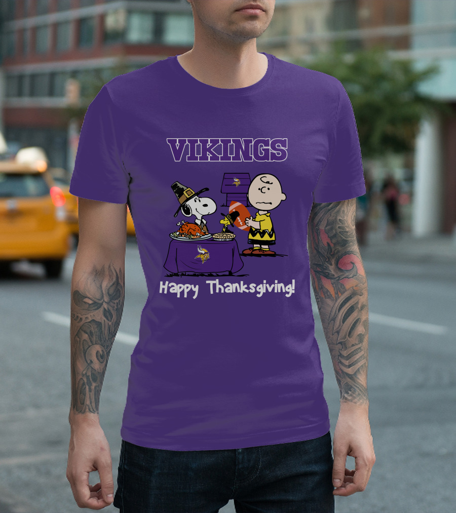 Vikings Snoopy Charlie Brown Thanksgiving Football Minnesota T-Shirt