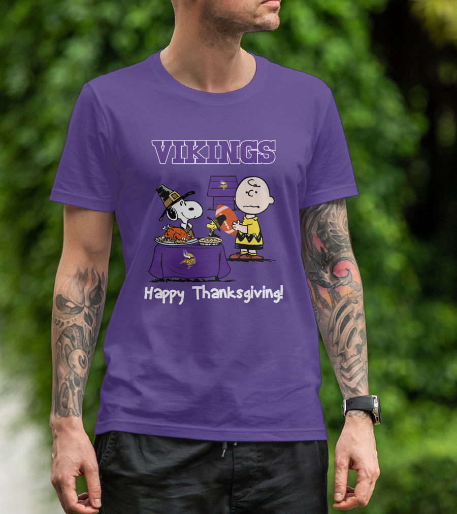 Vikings Snoopy Charlie Brown Thanksgiving Football Minnesota T-Shirt