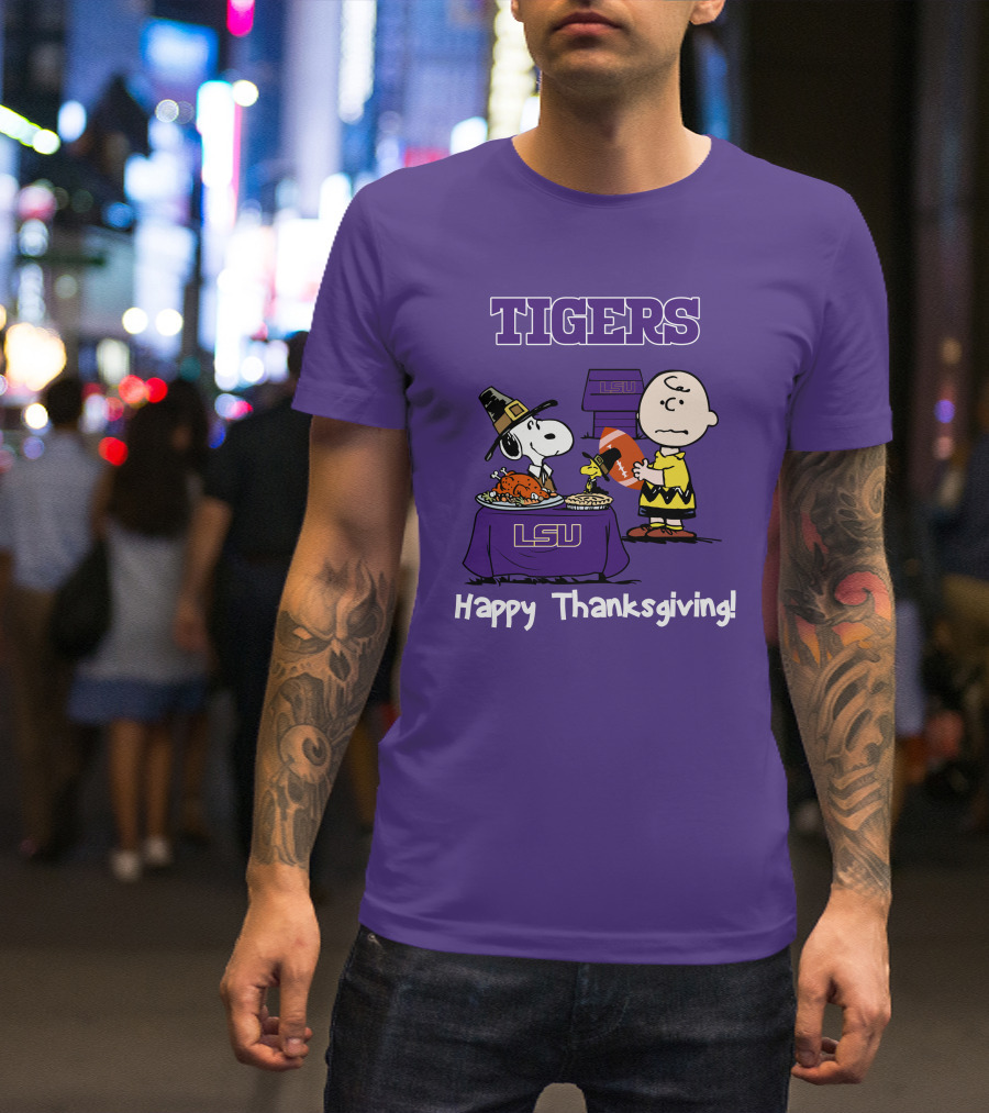 LSU Tigers Snoopy And Charlie Brown Thanksgiving Football T-Shirt