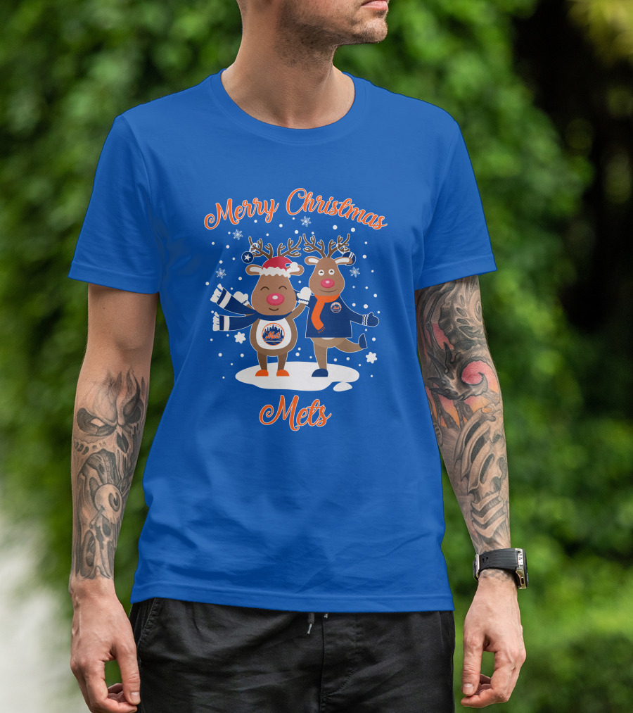 Merry Christmas Mets Reindeer Snowflakes Fun T-Shirt