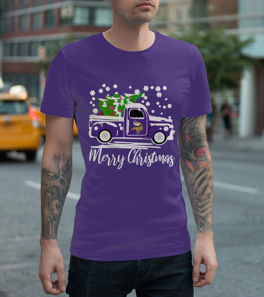 Merry Christmas Minnesota Vikings Vintage Car with Christmas Tree T-Shirt