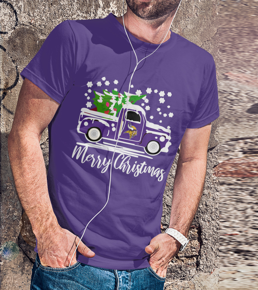 Merry Christmas Minnesota Vikings Vintage Car With Christmas Tree T-Shirt