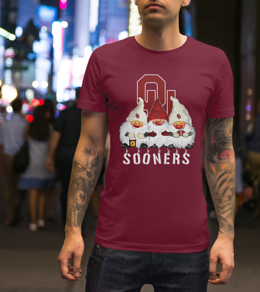 Oklahoma Sooners Christmas Gnomes Happy Holidays T-Shirt