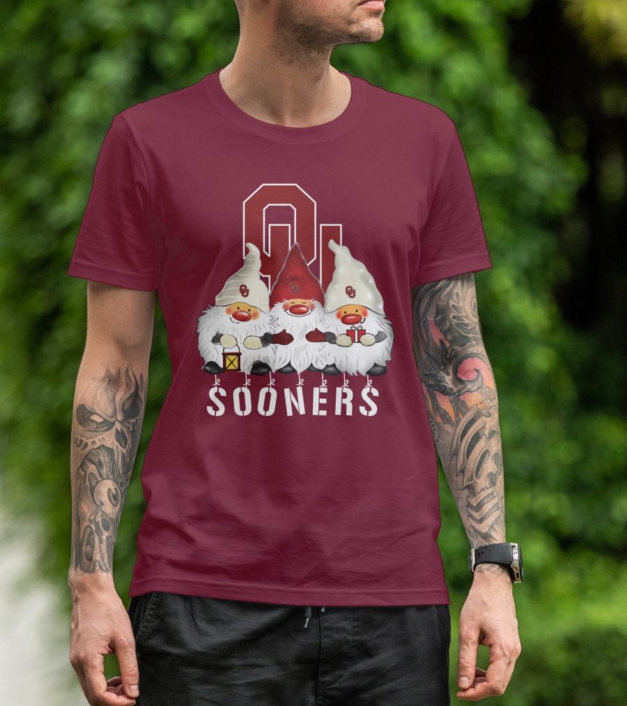 Oklahoma Sooners Christmas Gnomes Happy Holidays T-Shirt