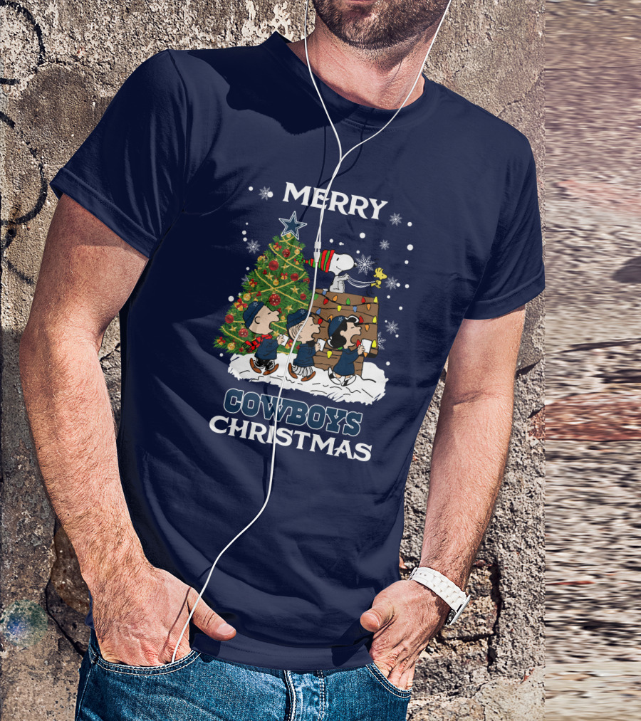 Merry Cowboys Christmas Peanut Tree Holiday Scene T-Shirt