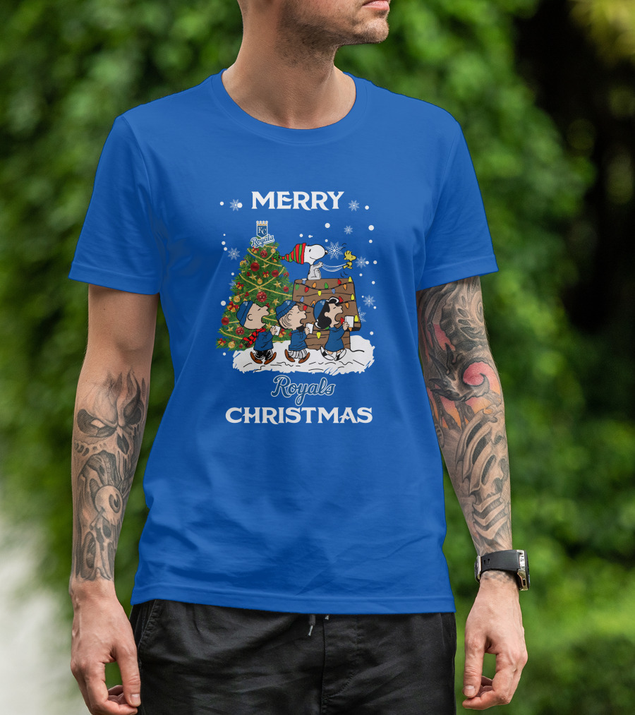 Kansas City Royals Merry Christmas Tree With Snoopy And Peanuts Characters T-Shirt