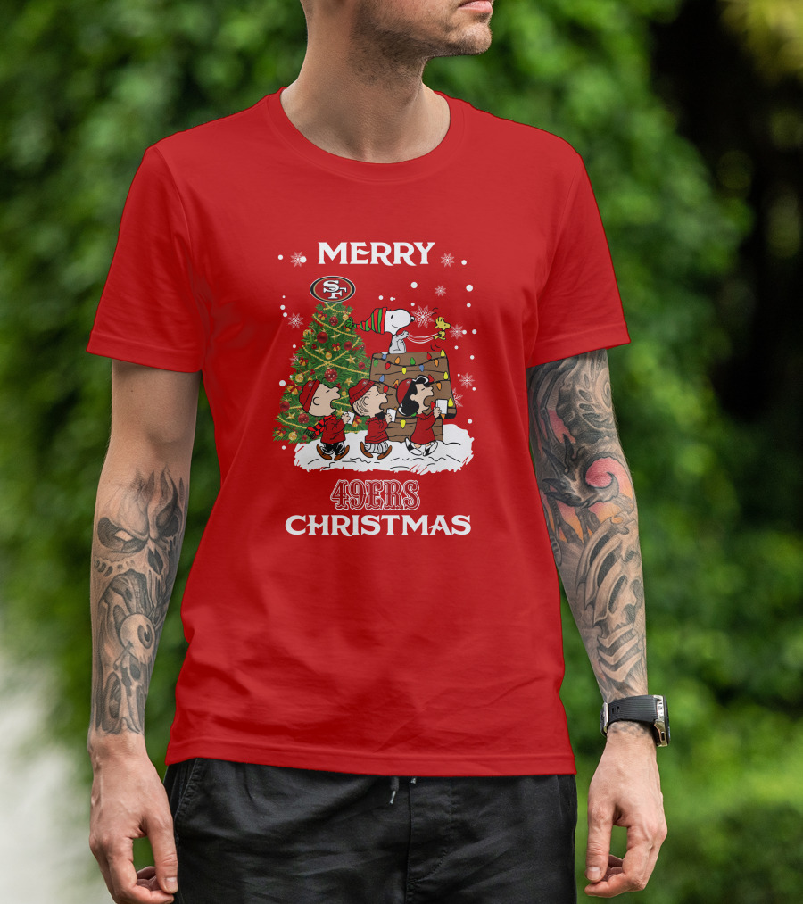 Merry 49ers Christmas San Francisco Peanuts Christmas Tree T-Shirt