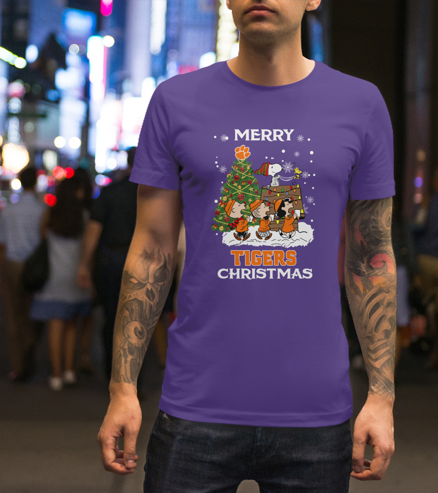 Merry Tigers Christmas Clemson The Peanut Christmas Tree T-Shirt