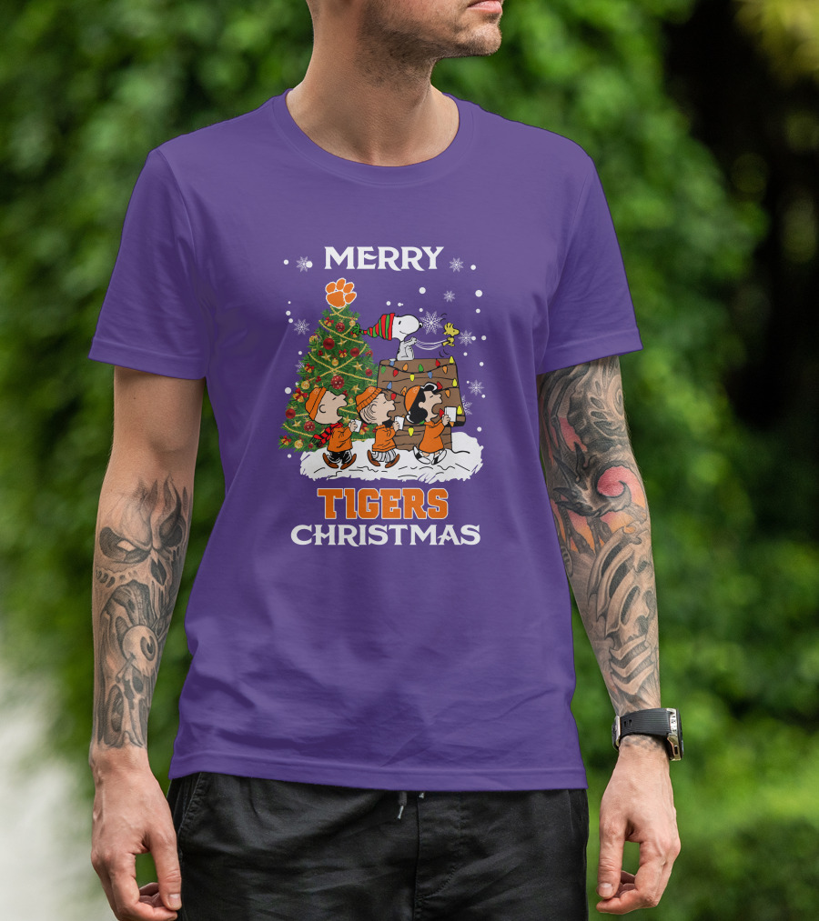 Merry Tigers Christmas Clemson The Peanut Christmas Tree T-Shirt