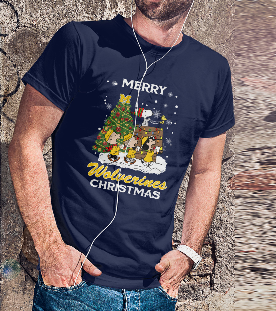 Merry Wolverines Christmas Peanuts Tree Celebration T-Shirt