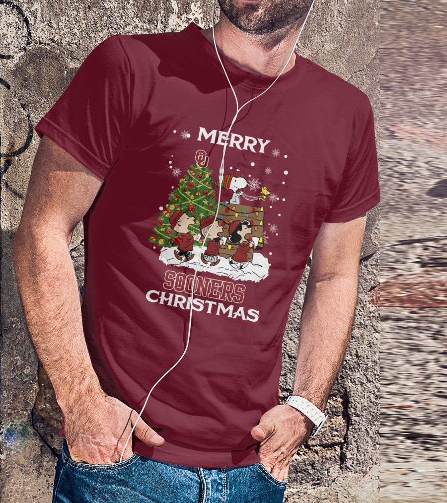 Merry Christmas Snoopy Oklahoma Sooners Christmas Tree Peanuts T-Shirt