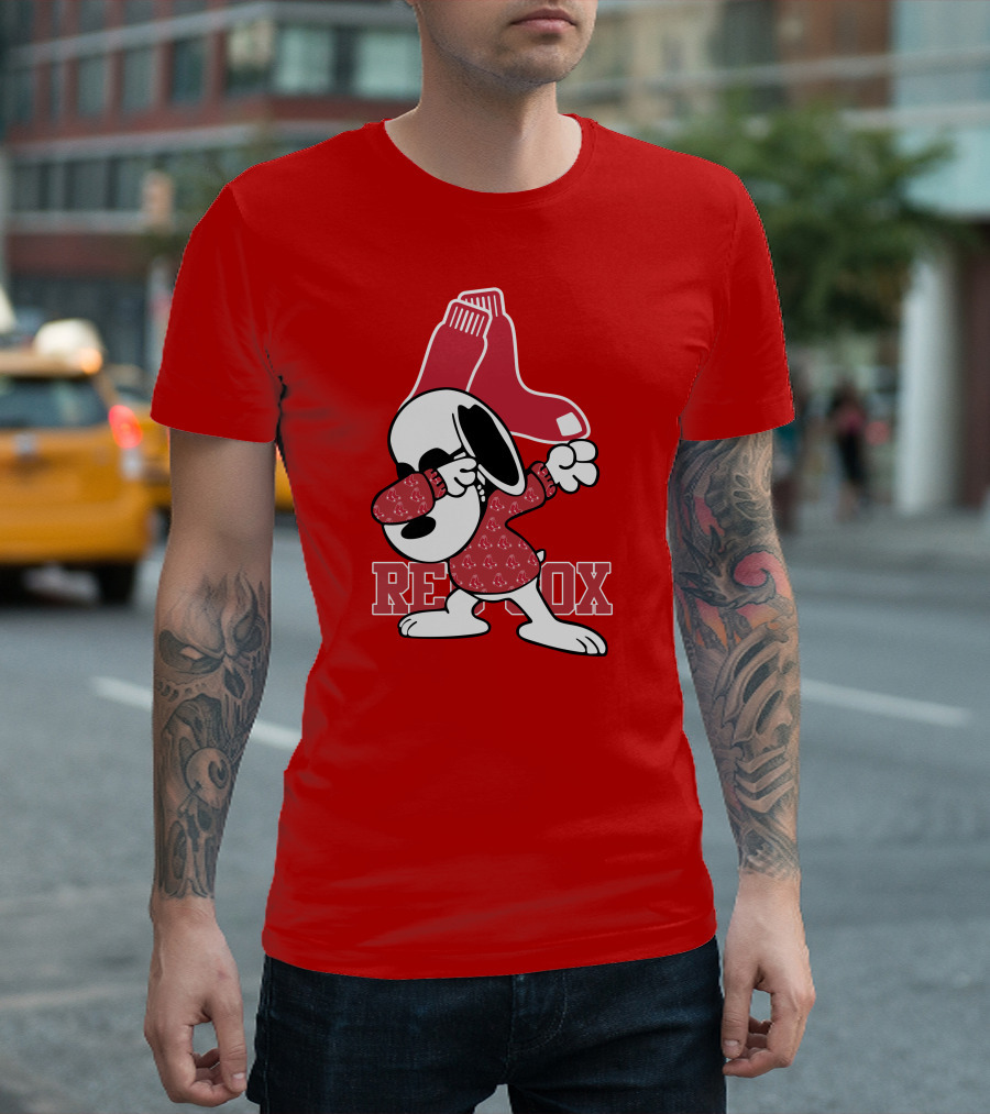 Boston Red Sox Snoopy Dabbing with Red Sox T-Shirt