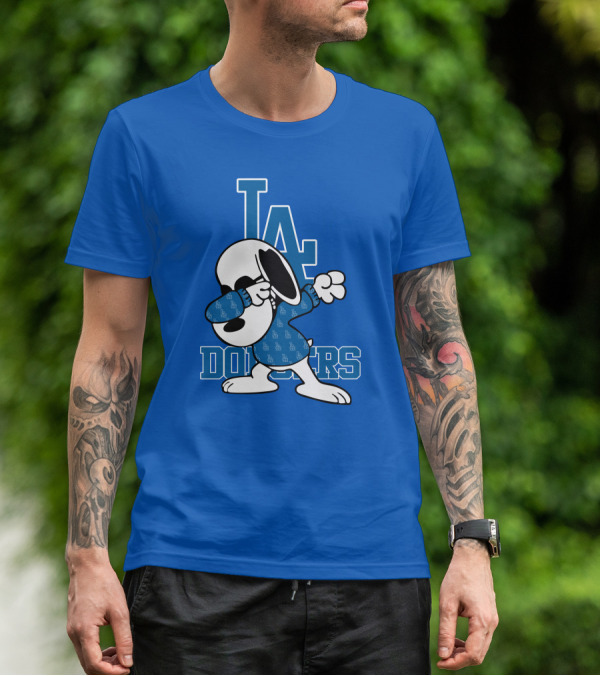 Los Angeles Dodgers Snoopy Dabbing LA T-Shirt
