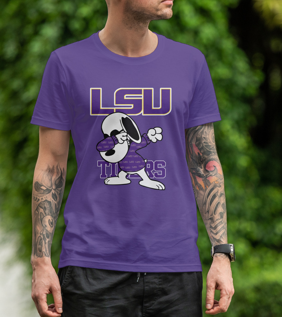 LSU Tigers Snoopy Dabbing T-Shirt